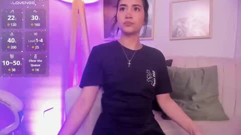 Lara Madisson online show from 11, 1, 2025