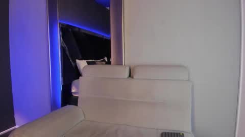 Snapshot of larabrook chatting on 14, 3, 2026 Lara online show from 14, 3, 2026