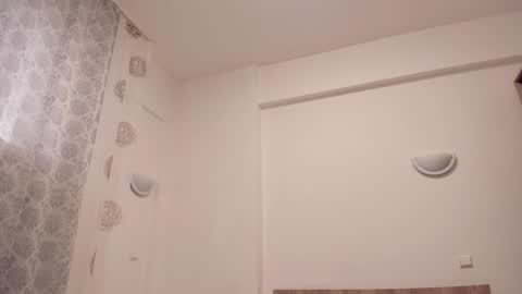 Lara online show from 6, 1, 2025