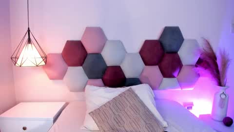  Lara Gold  online show from 26, 9, 2025