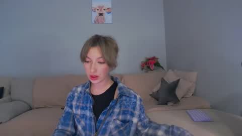 Snapshot of larakanes chatting on 30, 1, 2025 LaraKanes online show from 30, 1, 2025