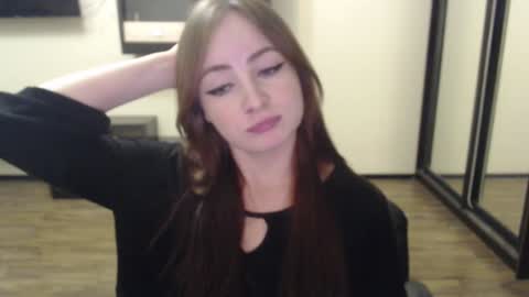 Laralianna online show from 10, 12, 2024