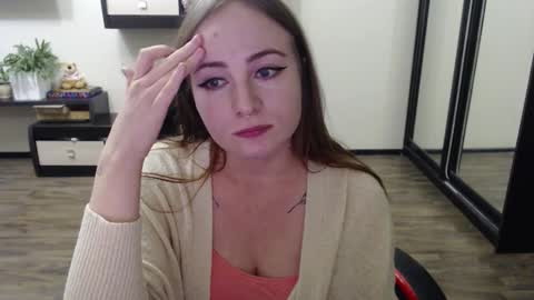 Laralianna online show from 23, 9, 2025