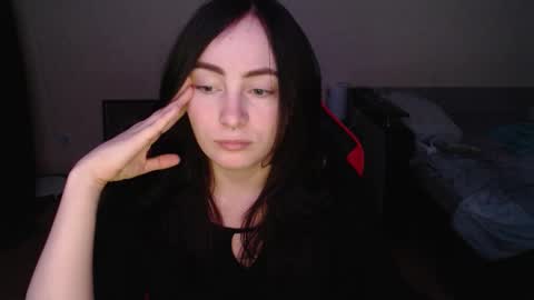 Laralianna online show from 11, 2, 2026