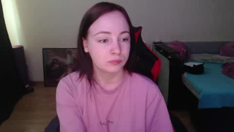 Snapshot of laralianna chatting on 6, 5, 2026 Laralianna online show from 6, 5, 2026