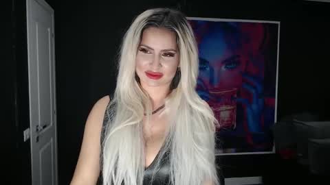 laras_moans online show from 1, 2, 2026