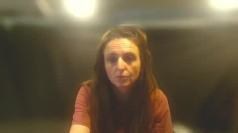 Snapshot of largen3 chatting on 28, 4, 2026 VinnyMacNDelilah online show from 28, 4, 2026