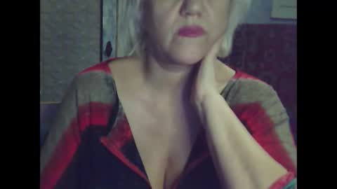 larisaq4ugo24 online show from 5, 2, 2025