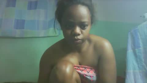 larissa645771 online show from 17, 11, 2025