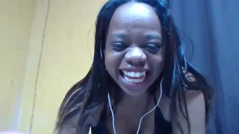 larissa645771 online show from 18, 4, 2026