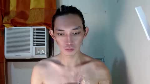 Snapshot of larochefoucauld chatting on 12, 4, 2026 Francois online show from 12, 4, 2026