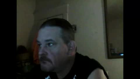 Snapshot of larry5o chatting on 10, 5, 2026 larry5o online show from 10, 5, 2026