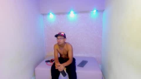 Snapshot of larry_vito chatting on 9, 1, 2026 LARRY online show from 9, 1, 2026