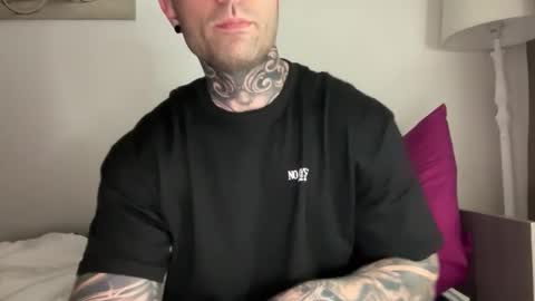 Snapshot of larsskeet chatting on 5, 2, 2026 larsskeet online show from 5, 2, 2026