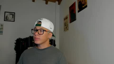 Snapshot of lass_nazar chatting on 22, 11, 2025 lass_nazar online show from 22, 11, 2025