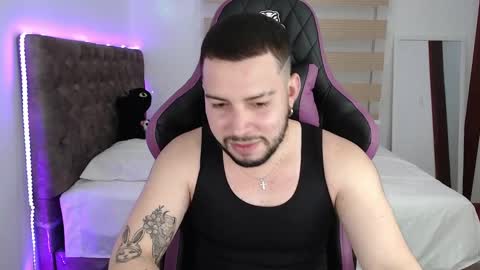 Snapshot of latam_ chatting on 11, 3, 2025 YOUR BABY online show from 11, 3, 2025