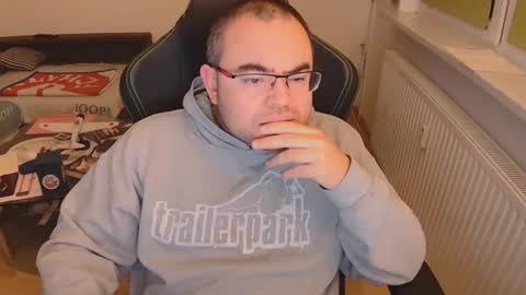 latexboy893 online show from 13, 11, 2025