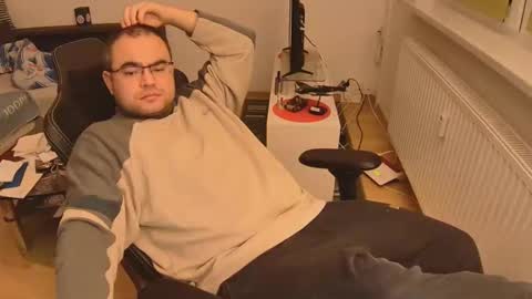 latexboy893 online show from 23, 11, 2025