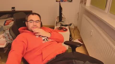 latexboy893 online show from 16, 12, 2025