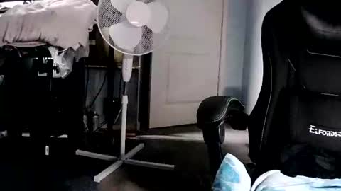 Snapshot of latexchris77 chatting on 1, 5, 2026 latexchris77 online show from 1, 5, 2026