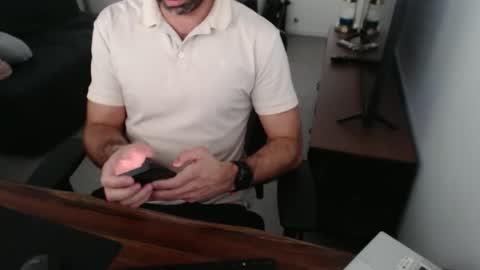 Snapshot of latexdave84 chatting on 11, 11, 2025 latexdave84 online show from 11, 11, 2025