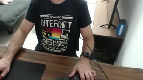 Snapshot of latexdave84 chatting on 15, 12, 2025 latexdave84 online show from 15, 12, 2025