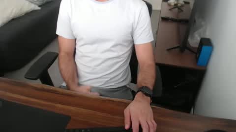 Snapshot of latexdave84 chatting on 16, 1, 2026 latexdave84 online show from 16, 1, 2026