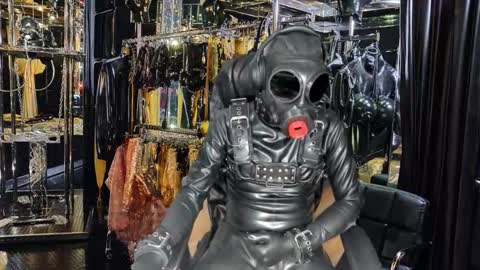 Snapshot of latexlover202 chatting on 7, 2, 2026 latexlover202 online show from 7, 2, 2026