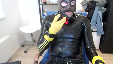 Snapshot of latexslaafboy2 chatting on 6, 2, 2025 latexslaafboy online show from 6, 2, 2025