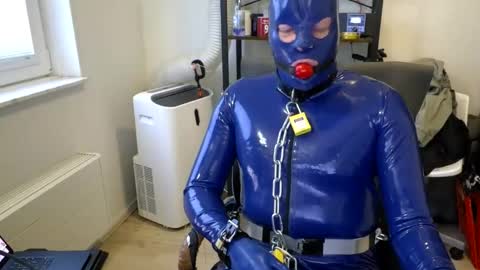 Snapshot of latexslaafboy2 chatting on 16, 10, 2025 latexslaafboy online show from 16, 10, 2025