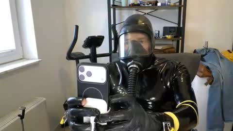 latexslaafboy online show from 24, 2, 2026