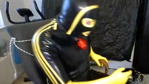 Snapshot of latexslaafboy2 chatting on 11, 5, 2026 latexslaafboy online show from 11, 5, 2026