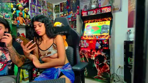 Snapshot of latin_couple77 chatting on 19, 2, 2025 Sara y Andy online show from 19, 2, 2025