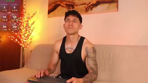 Snapshot of latin_green_eyes_ chatting on 10, 7, 2026 latin_green_eyes_ online show from 10, 7, 2026