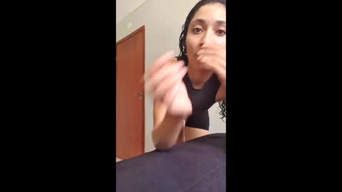 Snapshot of latina629929 chatting on 15, 3, 2026 latina629929 online show from 15, 3, 2026