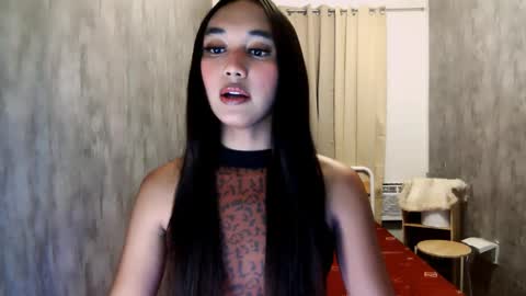 Snapshot of latina_kia chatting on 1, 4, 2026 latina_kia online show from 1, 4, 2026