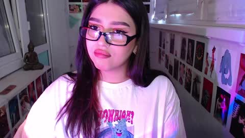 miiiiiiaaaa online show from 15, 1, 2025