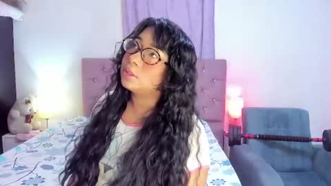 Snapshot of latinabombsheell chatting on 29, 6, 2026 Martina online show from 29, 6, 2026