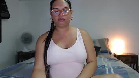 FLOR SALVAJE online show from 18, 11, 2025