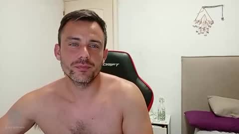 LatinBlueBoy online show from 15, 9, 2025