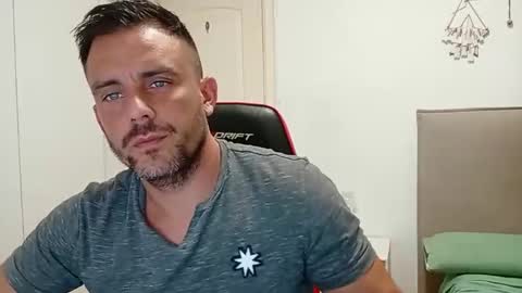 LatinBlueBoy online show from 21, 9, 2025