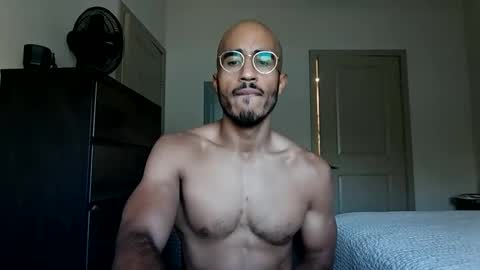 Snapshot of latinomixedbbc chatting on 11, 11, 2025 latinomixedbbc online show from 11, 11, 2025