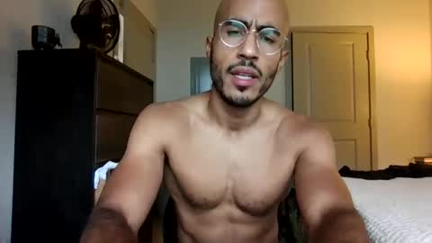 Snapshot of latinomixedbbc chatting on 18, 11, 2025 latinomixedbbc online show from 18, 11, 2025