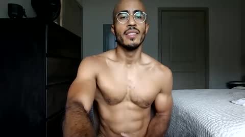 Snapshot of latinomixedbbc chatting on 20, 11, 2025 latinomixedbbc online show from 20, 11, 2025