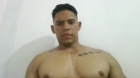 Snapshot of latinoxxl22cm chatting on 18, 2, 2025 latinoxxl22cm online show from 18, 2, 2025