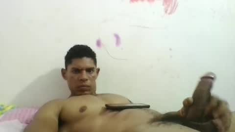 Snapshot of latinoxxl22cm chatting on 21, 6, 2026 latinoxxl22cm online show from 21, 6, 2026