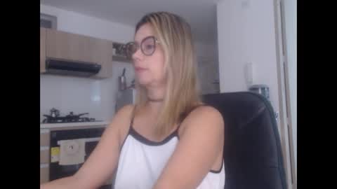 latinpaprika online show from 20, 2, 2025