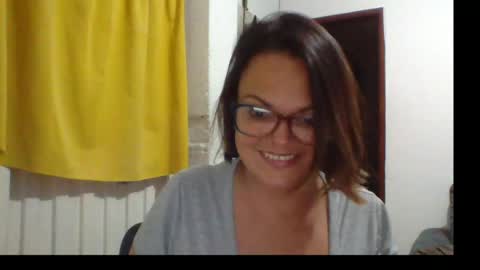 Snapshot of lau16310 chatting on 24, 5, 2026 Laura online show from 24, 5, 2026
