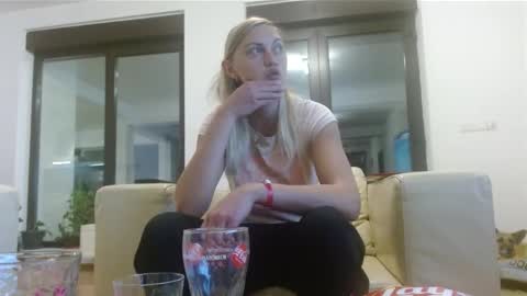 Snapshot of laura47_sweet chatting on 5, 12, 2024 LAURA  ANNA online show from 5, 12, 2024