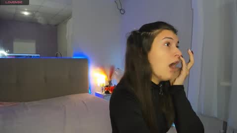 Laura online show from 21, 10, 2025